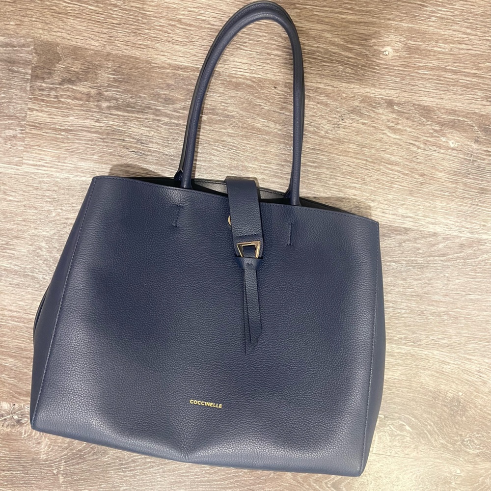 coccinelle Italian leather bag navy